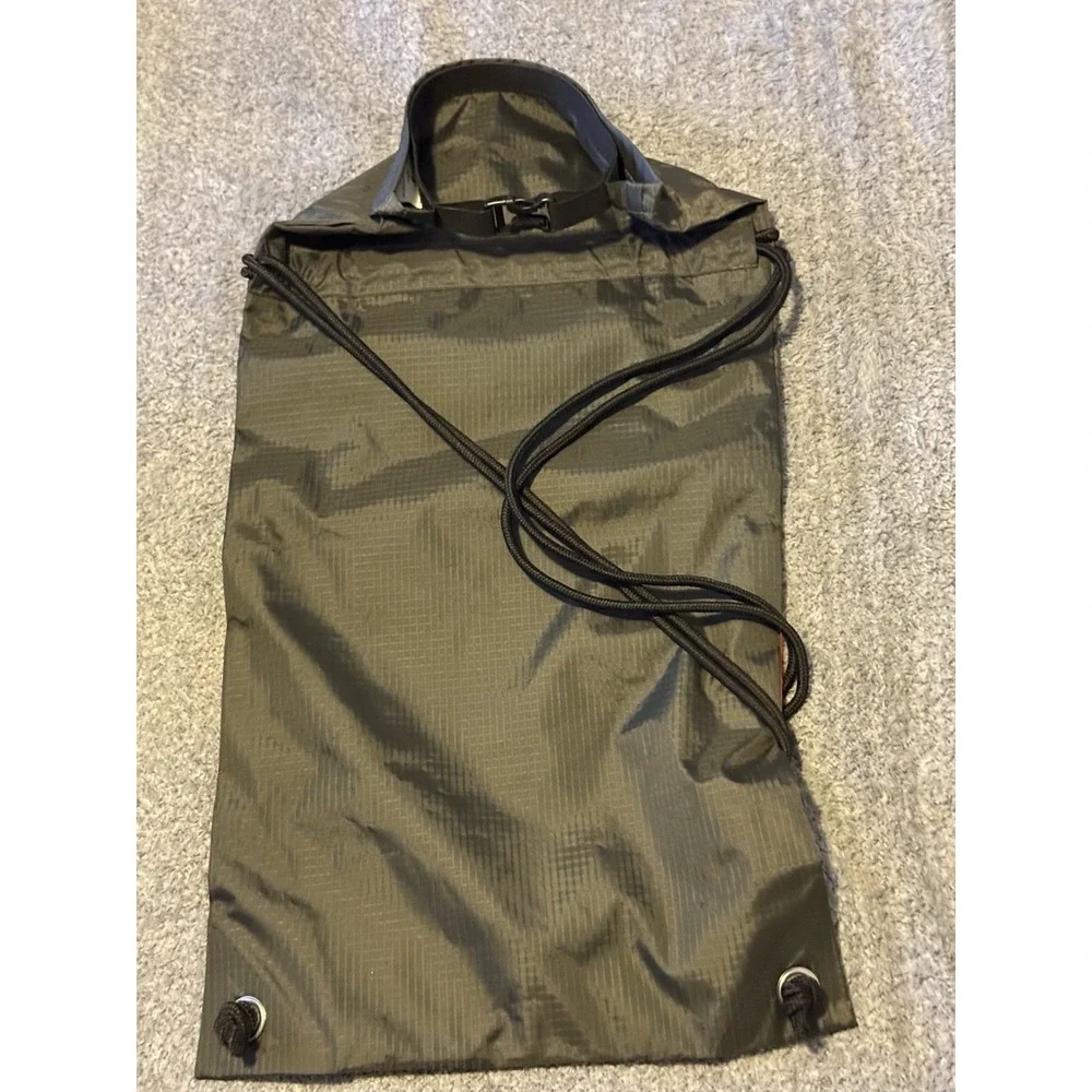 Geckobrands 10L Waterproof Dry Bag Gray Orange Outdoors Hiking Sports NWOT